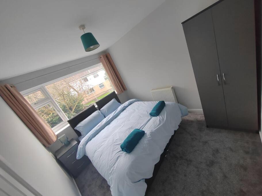 Cosy Brighouse 3 Bed House-Great For Contractors Exterior foto