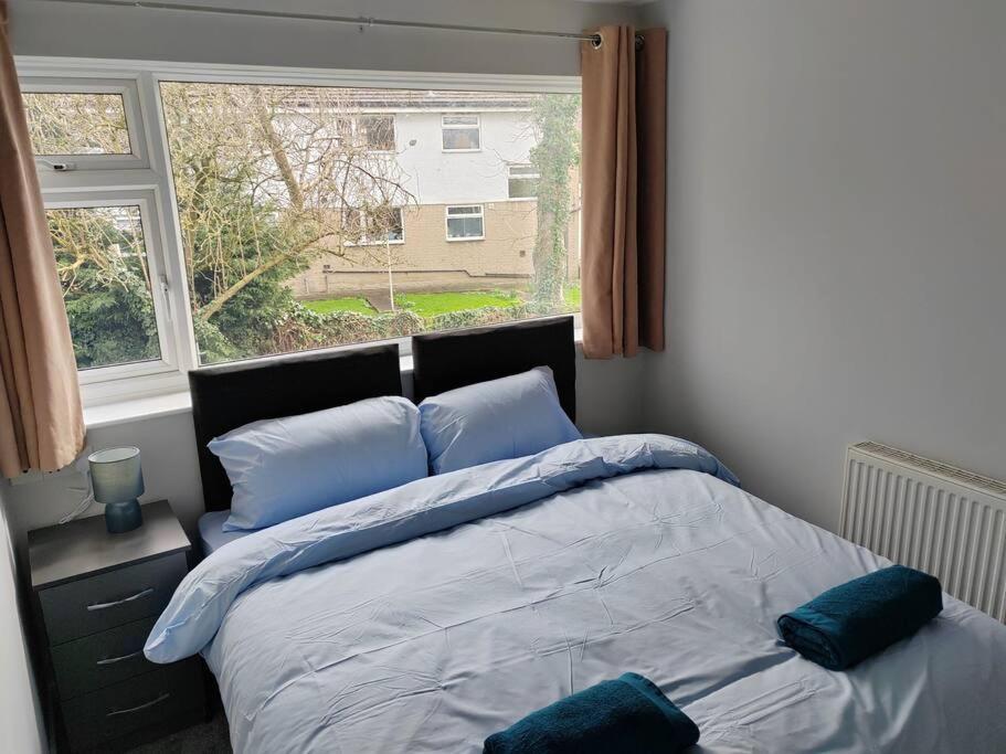 Cosy Brighouse 3 Bed House-Great For Contractors Exterior foto