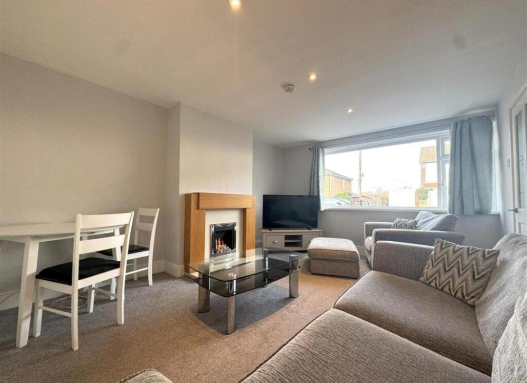 Cosy Brighouse 3 Bed House-Great For Contractors Exterior foto